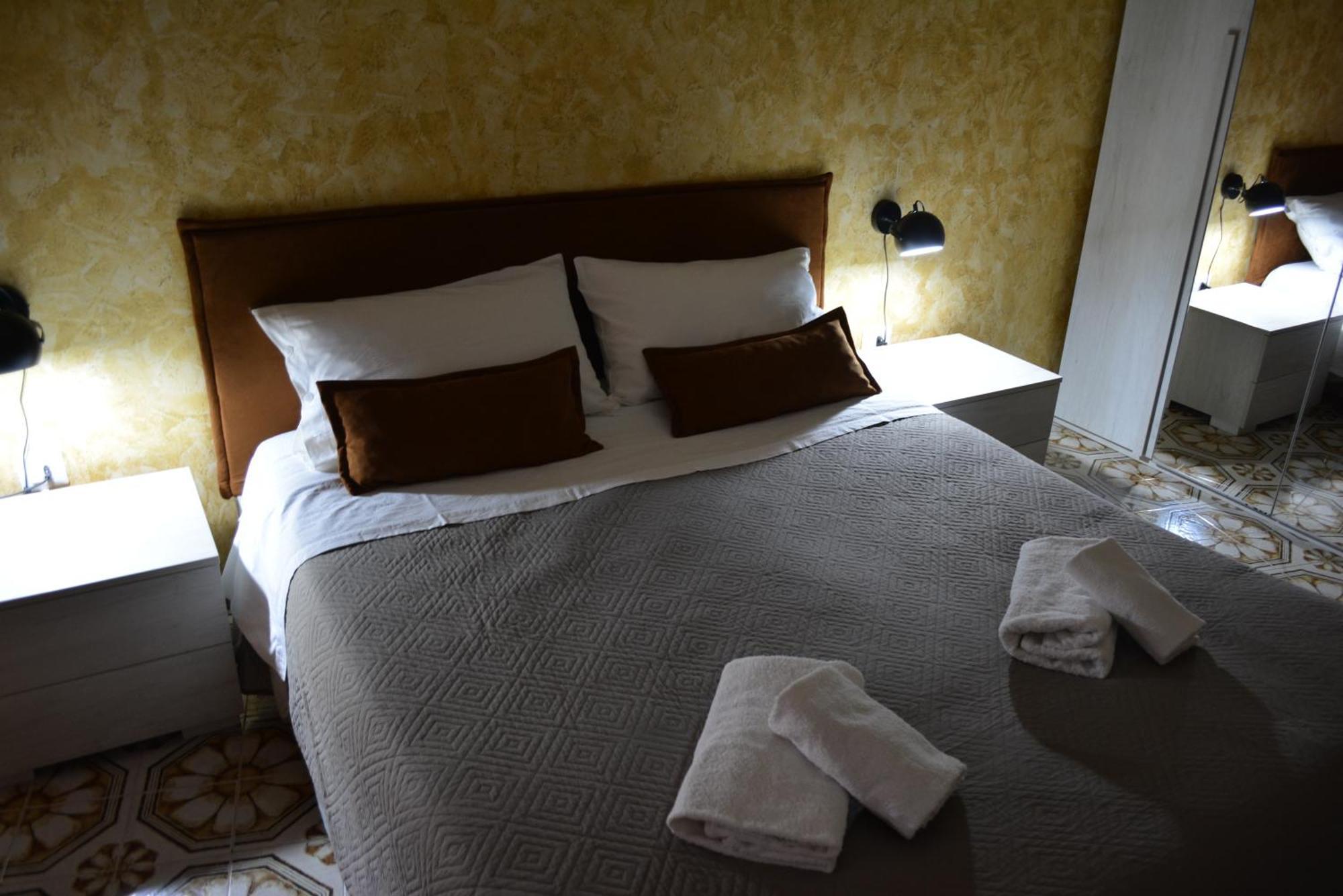 Mario'S House Bed & Breakfast Naples Exterior photo